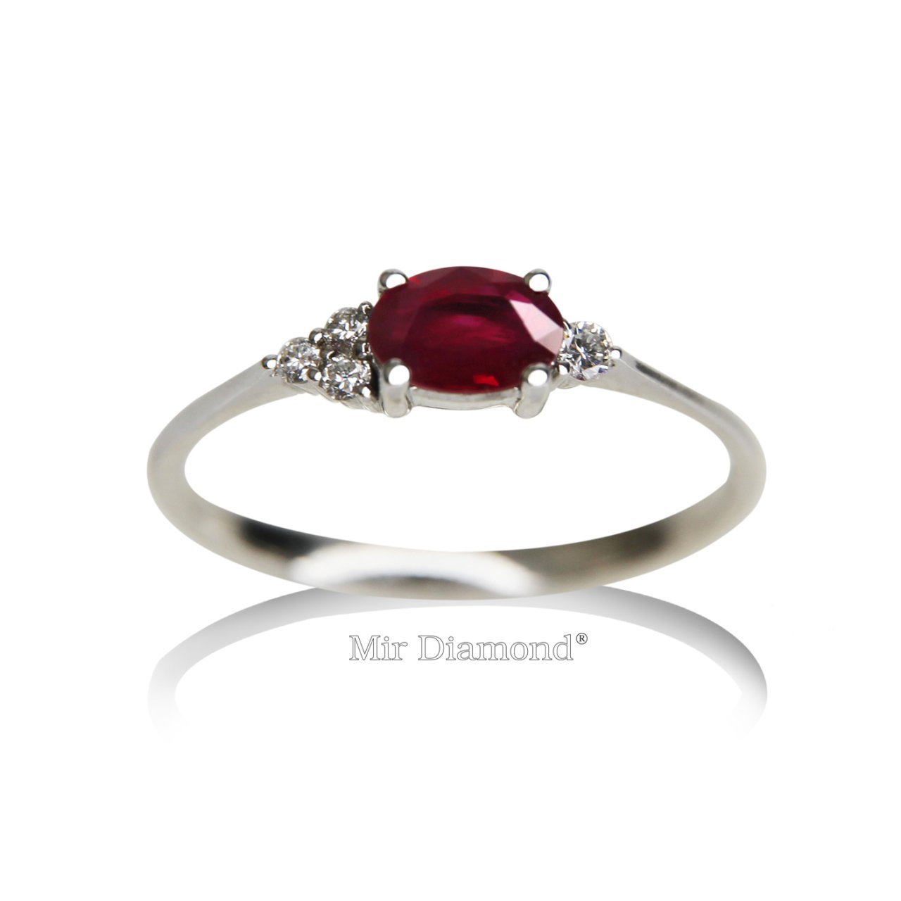 Oval Kesim Mini Yakut Yüzük
